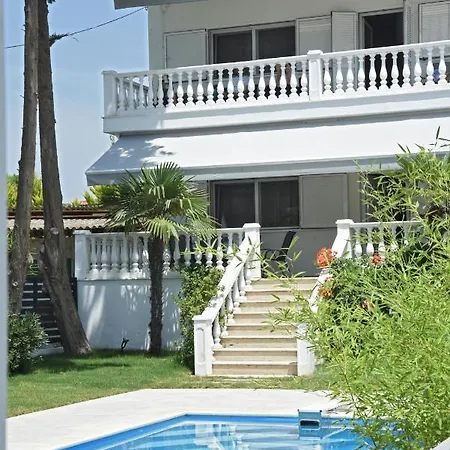 Divine Villa