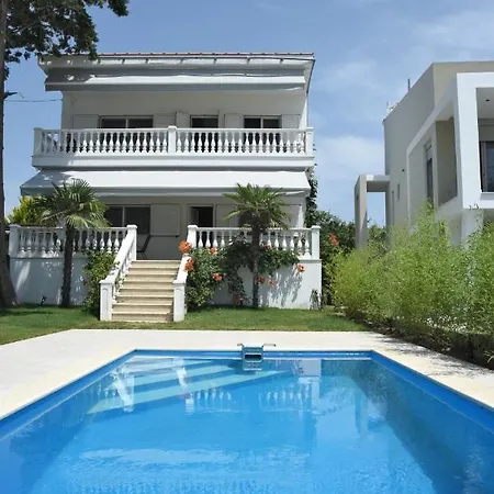 Divine Villa *