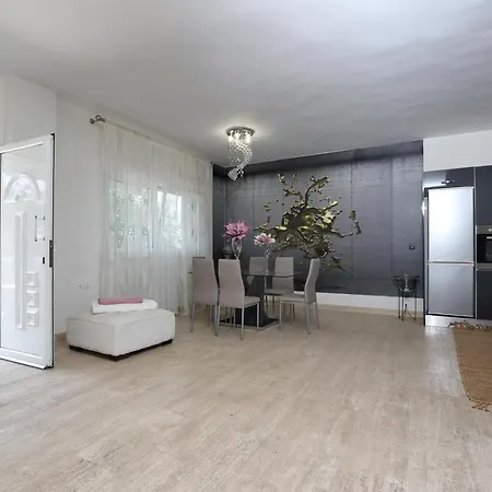Divine Villa
